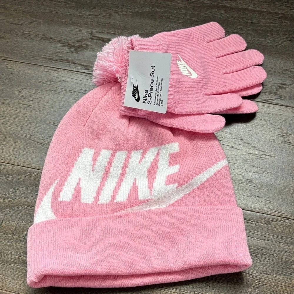 Nike 2 pc.Pom Pom Knit Beanie/Glove set,stretch,Nike & SWOOSH logo graphic